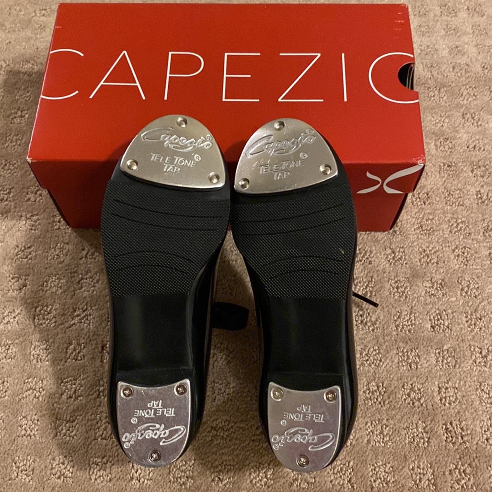 Capezio Junior Tyette Tap Shoe *NEW WITH BOX* Child 13.5 - Picture 5 of 9